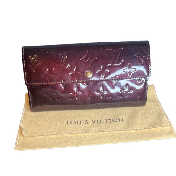 Louis Vuitton Handbags - Louis Vuitton Louis Vuitton Vernis Wallet